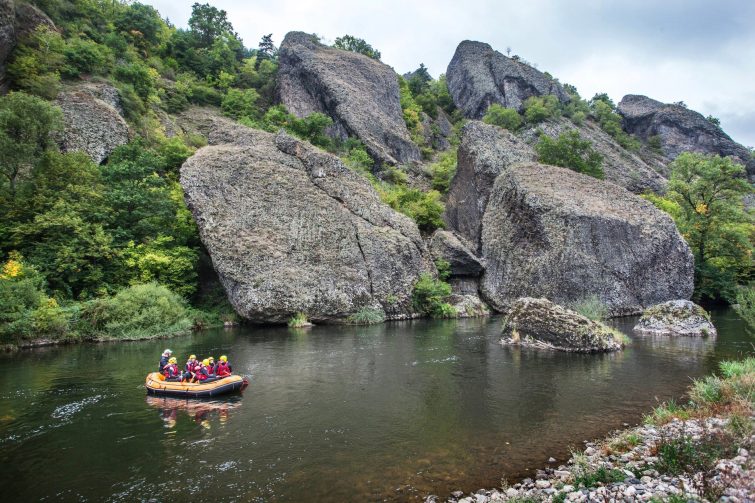 3 endroits où faire du rafting en Auvergne