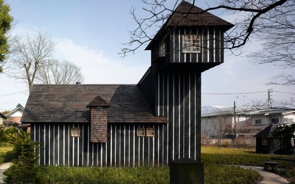 La maison-cave, Japon