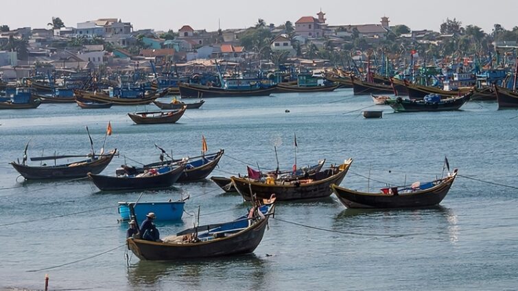 Bateaux pêcheurs Mui Ne