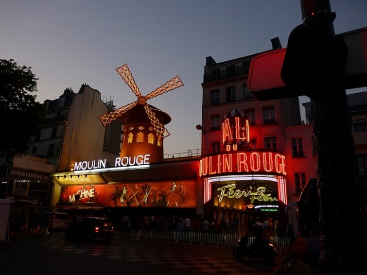 Moulin Rouge Paris