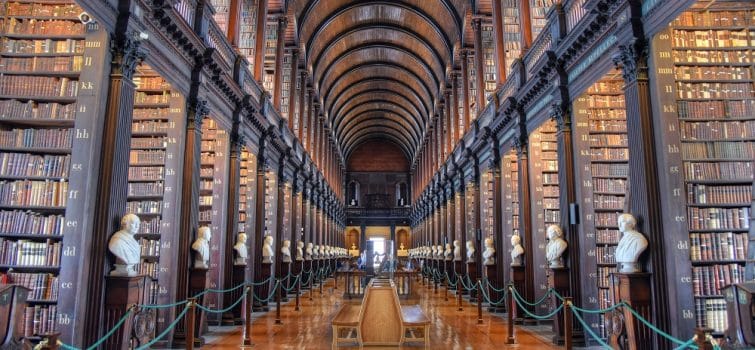 Old Library au Trinity College de Dublin
