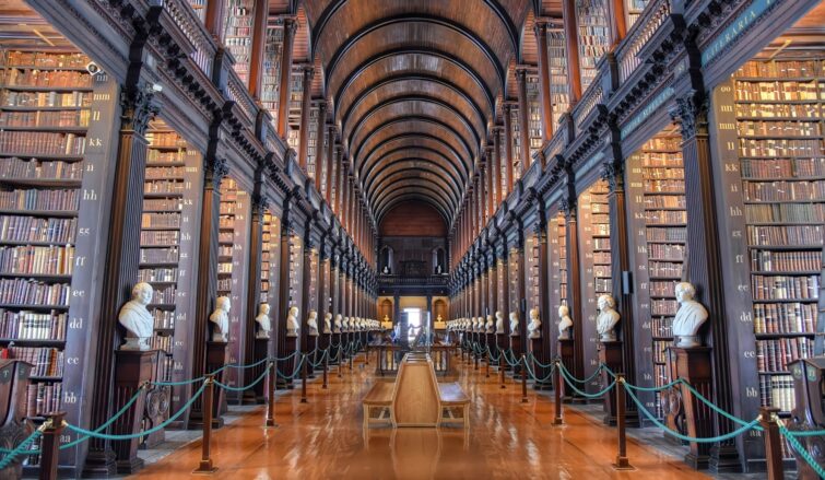 Old Library au Trinity College de Dublin