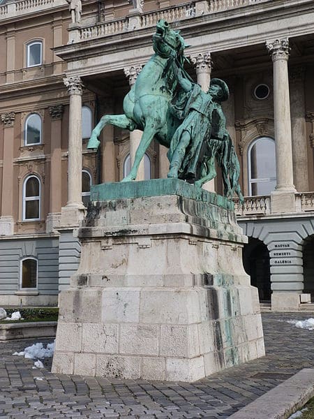 Statue Cheval Budapest