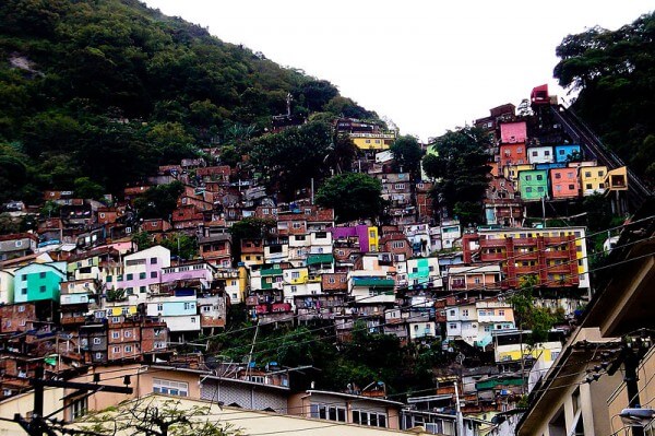 Explorer une favela de Rio de Janeiro en jeep