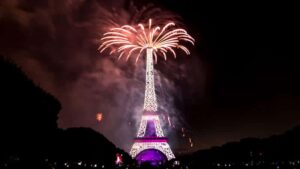 feux d'artifice du 14 juillet 2014 sur la Tour Eiffel