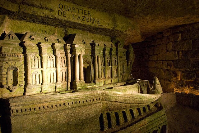 Visiter les catacombes de Paris, ossuaire municipal, dans le 14ème arrondissement