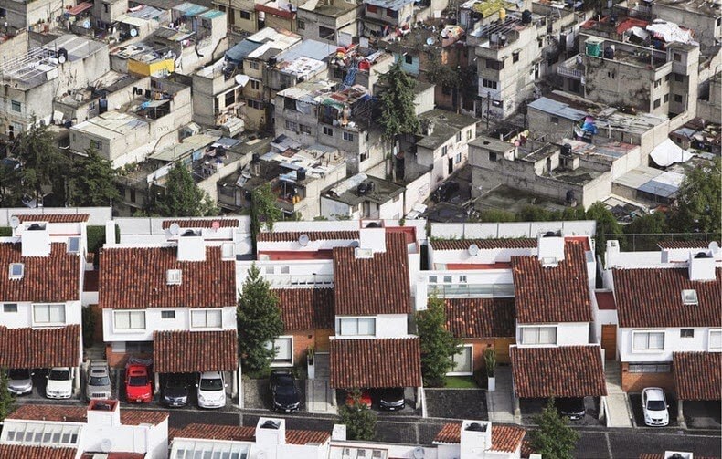 Erase the difference, écart entre riches et pauvres à Mexico, par Oscar Ruiz