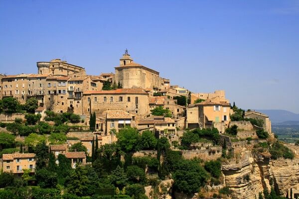 Village de Gordes, excursion dans le Luberon depuis Marseille, Aix