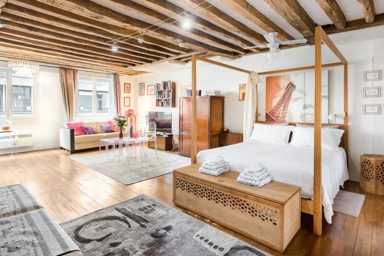 15 Locations Airbnb Magnifiques (et Abordables) à Paris