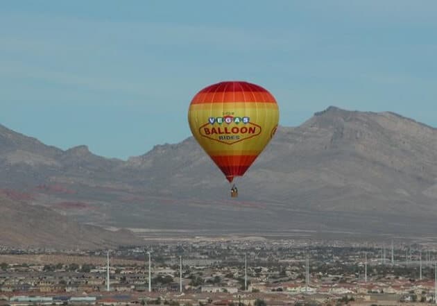 Las Vegas, survol montgolfière, matin