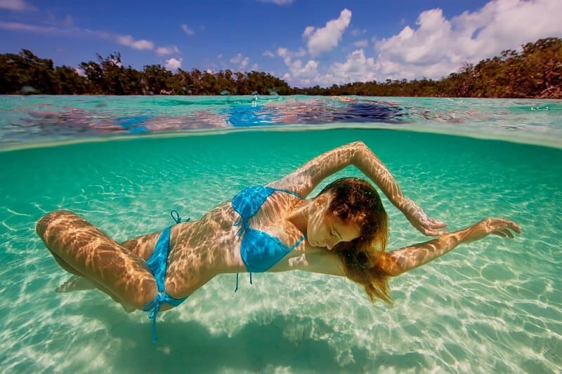 Bahamas Girl, Sacha Kalis, photos sous l'eau