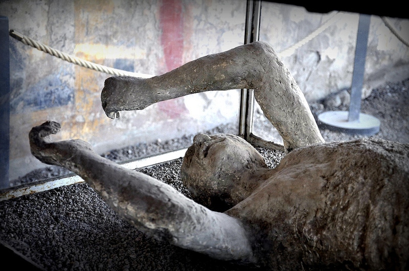 Moulage d'un corps à Pompéi