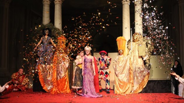 Carnaval de Venise : Dîner spectacle en costume à l’hôtel Monaco & Grand Canal