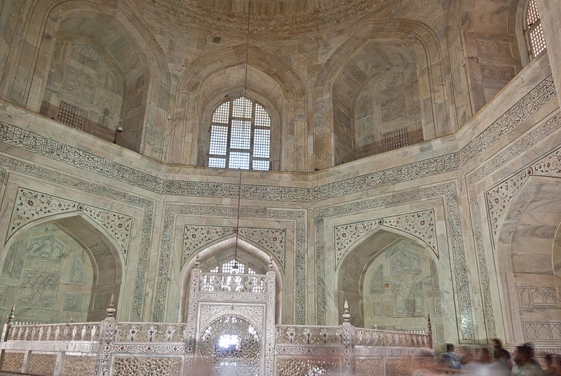 L'intérieur du Taj Mahal
