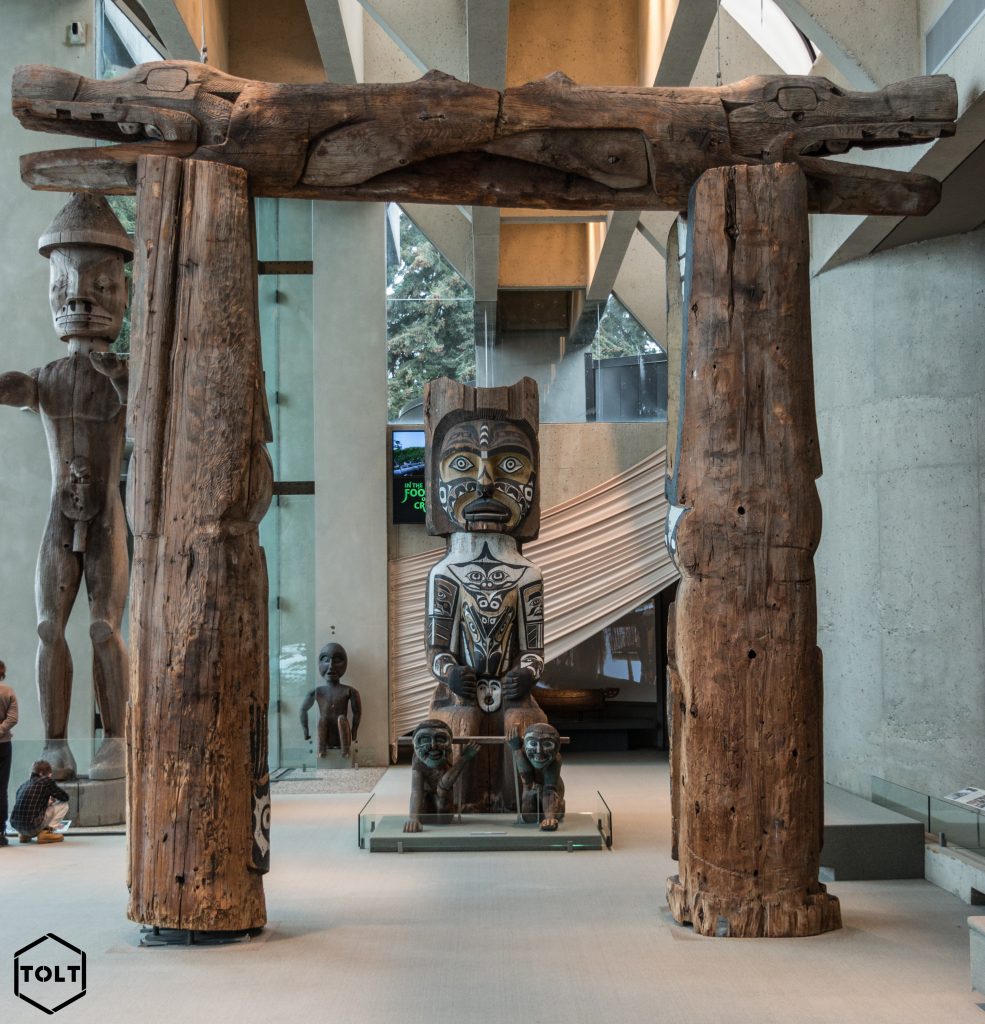 Totems amérindiens musée anthropologie Vancouver
