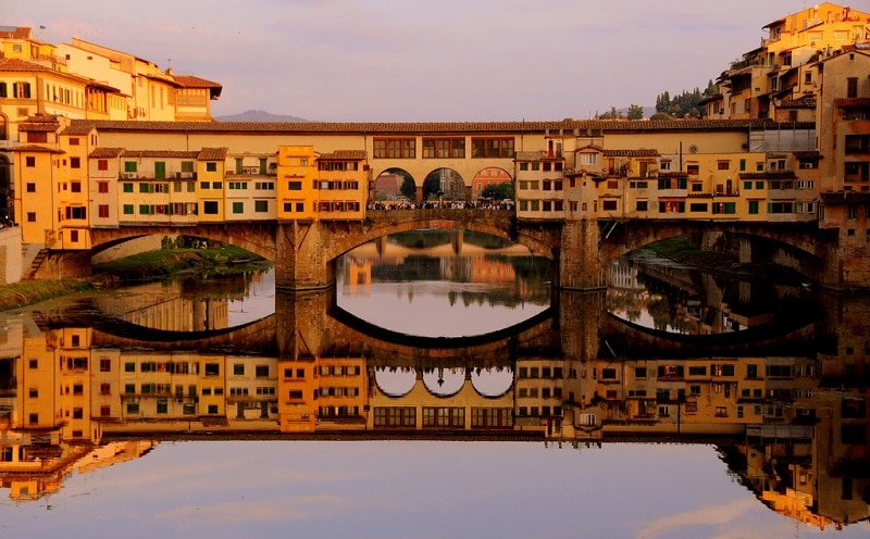 Loger Oltrarno, Florence