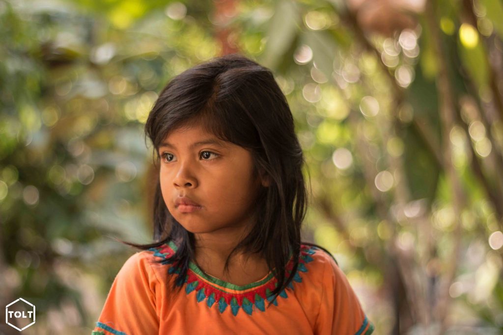 Petite fille indigène Costa Rica