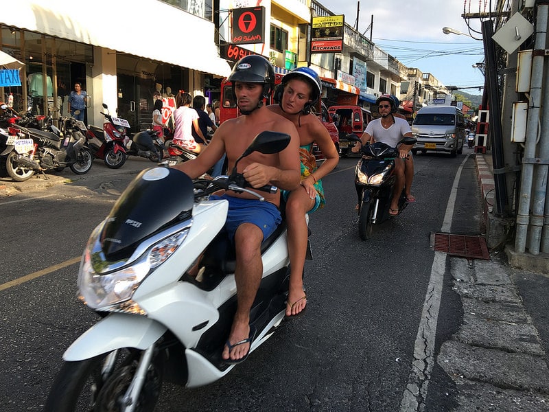 Location de scooter à Phuket