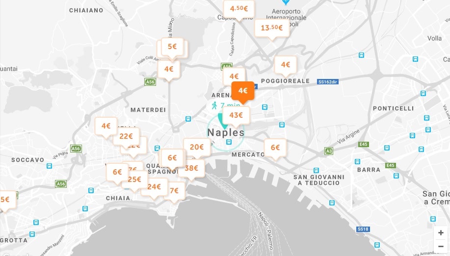 Carte des parkings pas chers à Naples