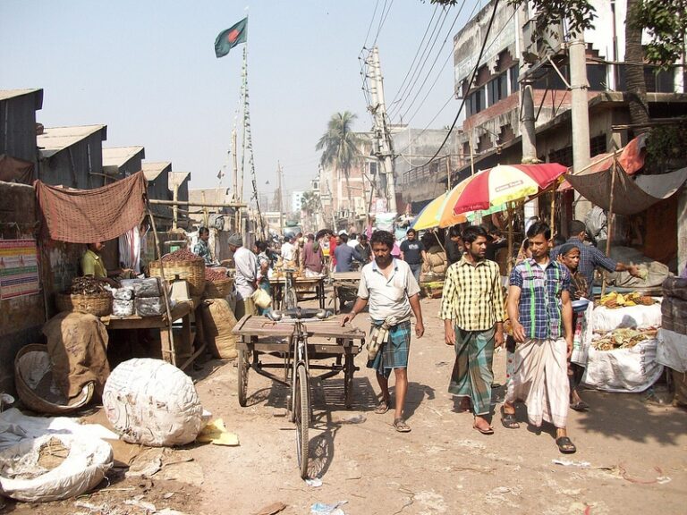 Lieu Tournage Un Indien Dans La Ville Dans quel quartier loger à Dacca
