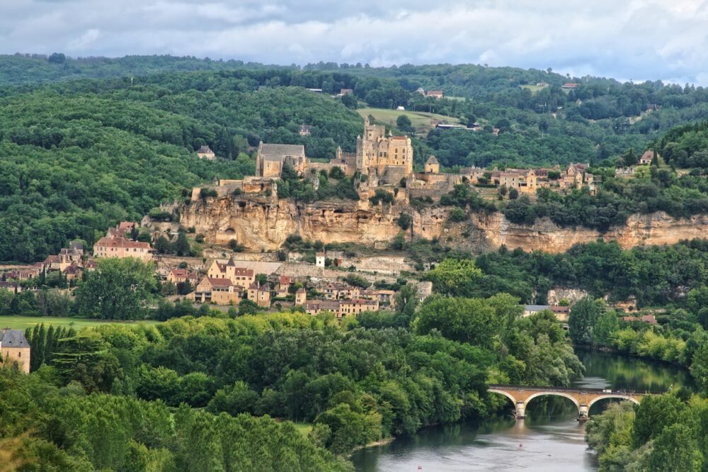 7-ch-teaux-du-p-rigord-visiter-en-dordogne