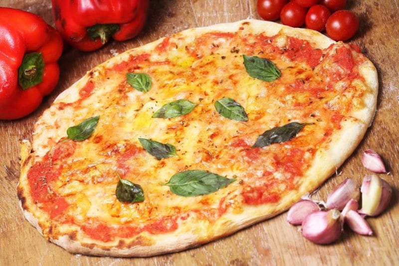 Pizza napoletana - Cosa vedere a Napoli