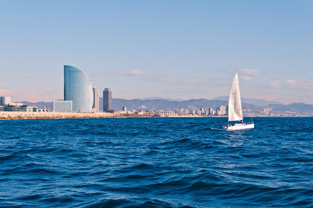 Visiter Barcelone : Une balade en bateau
