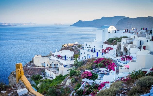 Comment aller en ferry à Santorin depuis Athènes ?