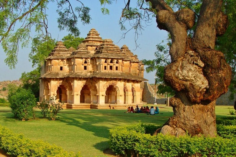 Lotus Mahal, Hampi, Inside