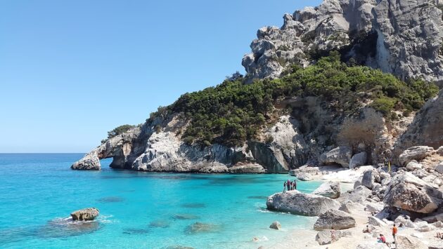 Comment aller en Sardaigne depuis la Corse en ferry ?