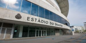 Stade du Dragon, Porto
