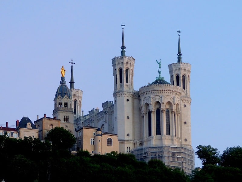 Notre-Dame de Fourvière, Cosa vedere a Lione