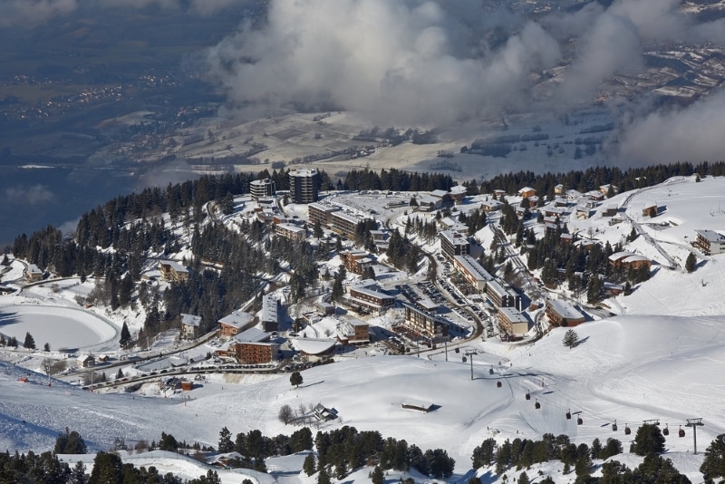 Chamrousse station ski Alpes
