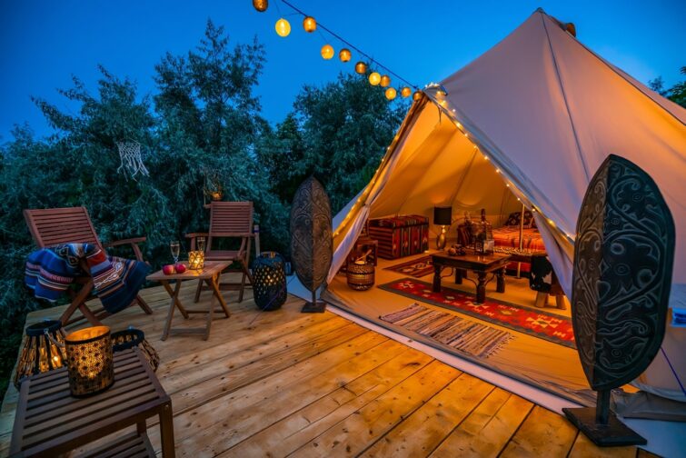 Glamping en France tente indienne