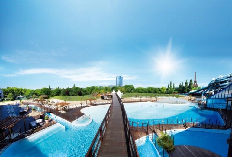 Les 12 meilleurs parcs aquatiques à faire en France