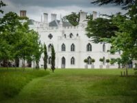 Jardins de cette maison originale dans l'ouest de Londres