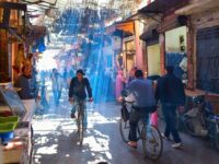 visiter le souk de marrakech en velo