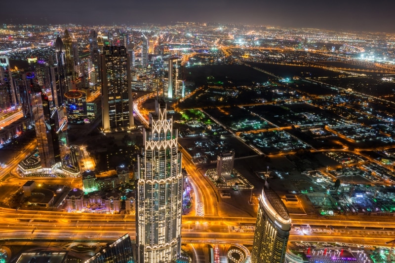 sommet tour burj khalifa dubai vue de nuit