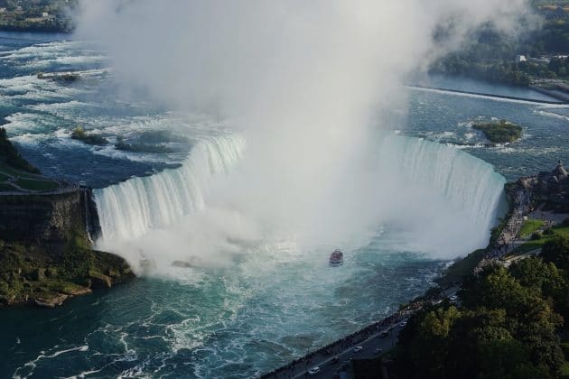 Survoler les chutes du Niagara en hélicoptère : réservations & tarifs