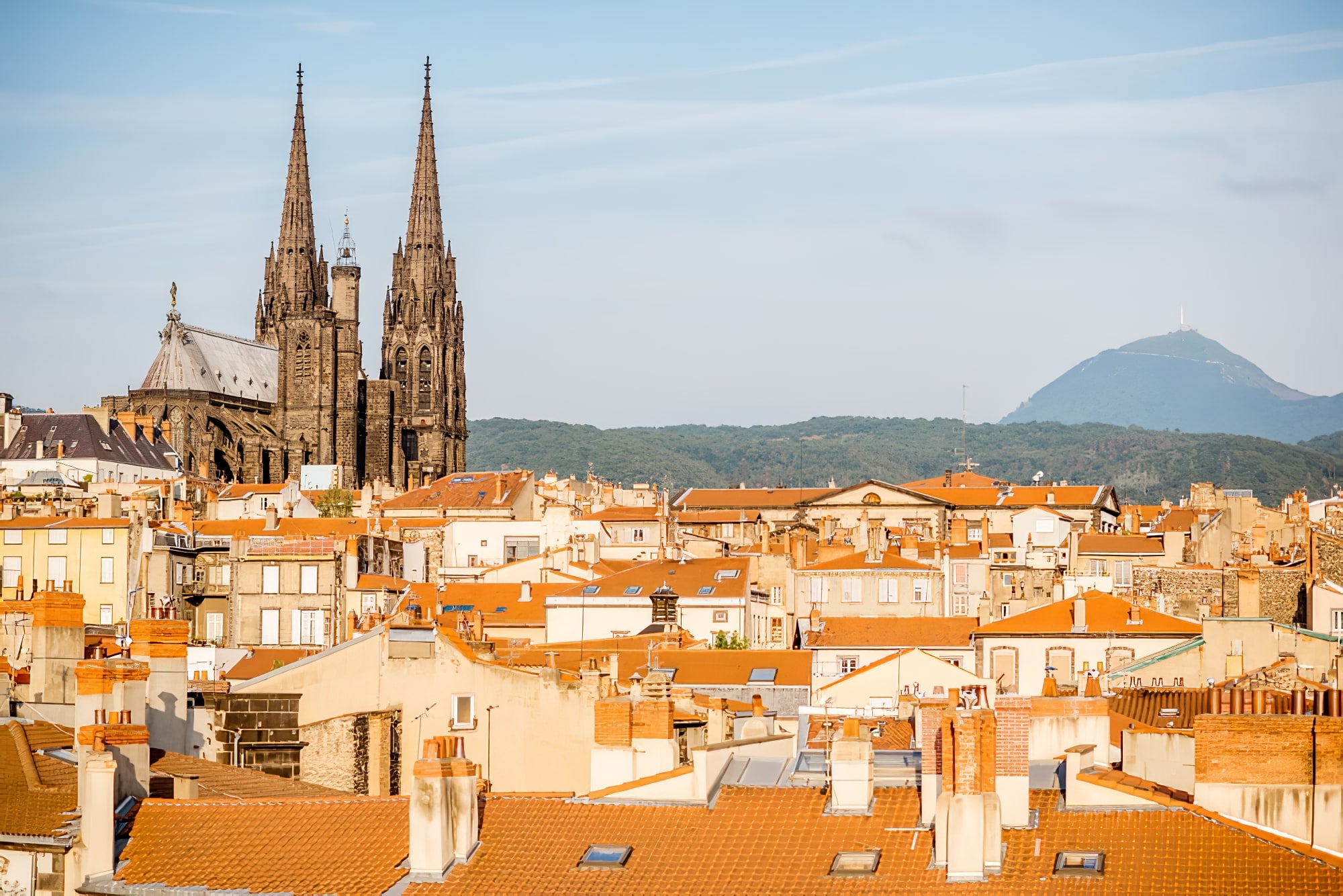 Vue sur Clermont-Ferrand et sa cathédrale