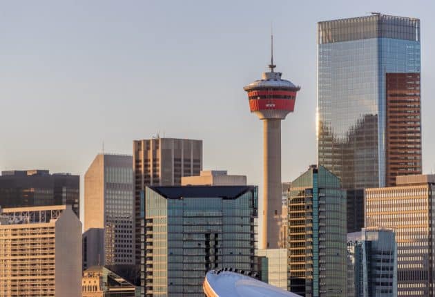 La Calgary Tower et la skyline
