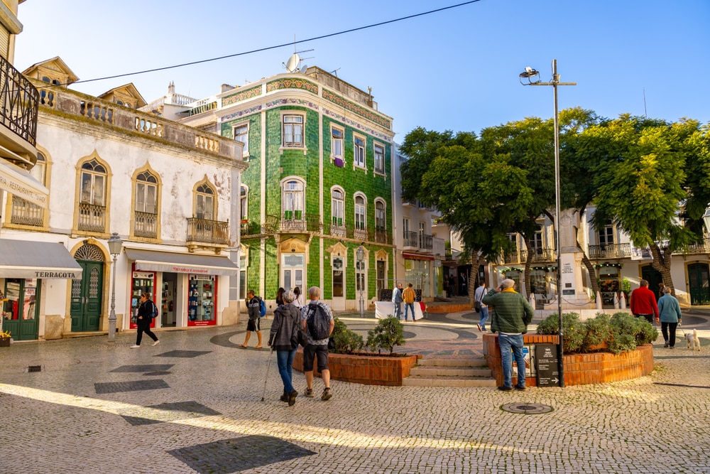 date places in lagos