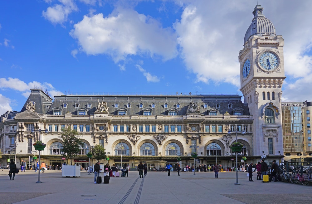 Consigne à bagages à Paris où laisser vos sacs et valises