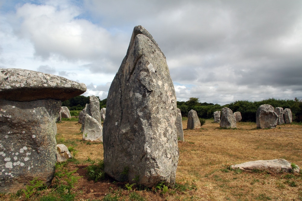 Les menhirs et dolmens de Carnac