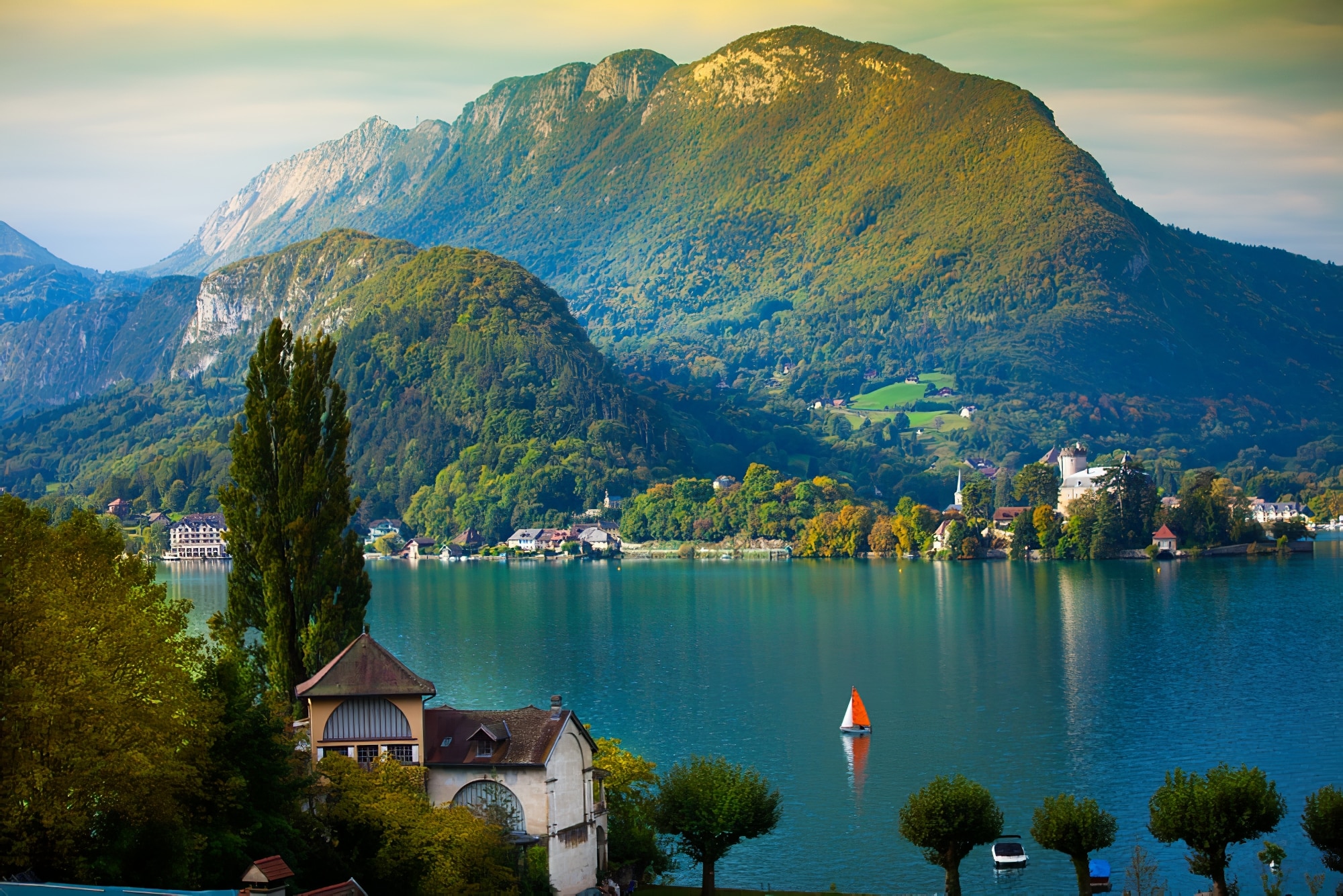 Visiter le Lac d'Annecy : guide complet