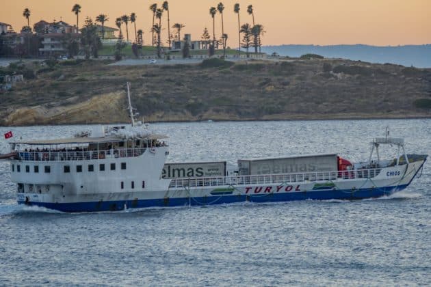 Comment aller à Çeşme depuis Chios en ferry ?