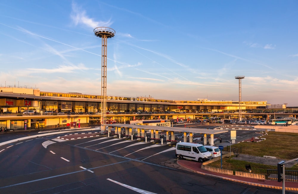 Où se garer à l'aéroport de Paris Orly ?