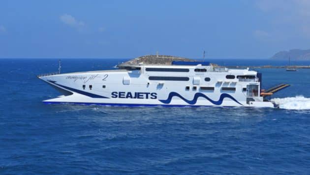 Comment aller à Amorgos depuis Santorin en ferry ?