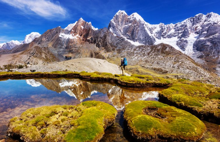 De beaux paysages de montagnes à la Cordillère Huayhuash, Pérou, Amérique du Sud