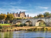 L'Aude avec vue sur la cité de Carcassonne
